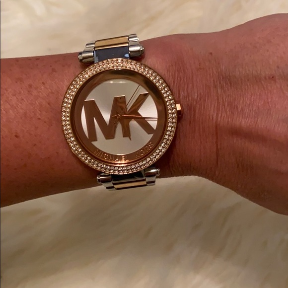 Michael Kors Watch two tone - Picture 2 of 8